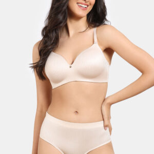 Padded Non Wired 3/4Th Coverage T-Shirt Bra with Full Coverage Hipster